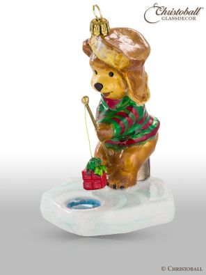 Weihnachtsfigur - Bär Mischka angelt am Eisloch 1